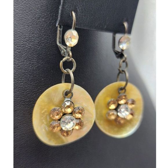 Vintage Circular Gold Tone Shell Floral Rhinestone Dangle Drop Earrings - Picture 4 of 4